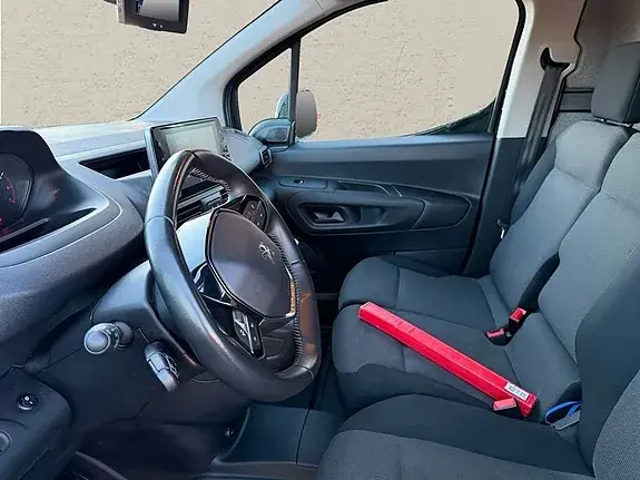 Peugeot Partner 2022 photo 4