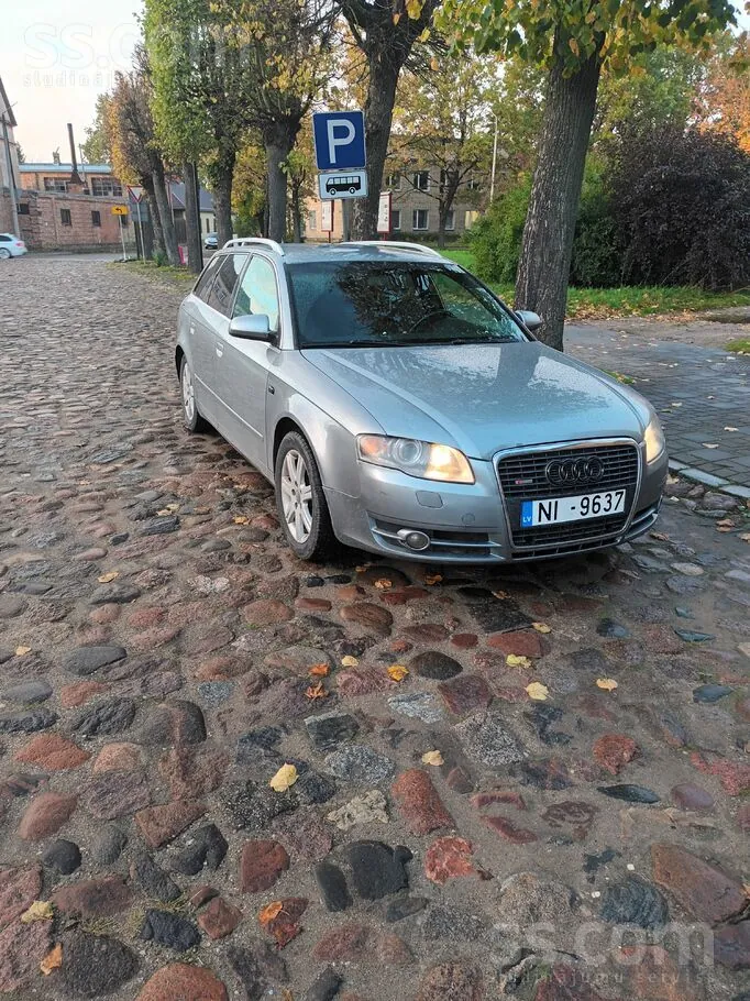 Audi A4 2004 photo 5
