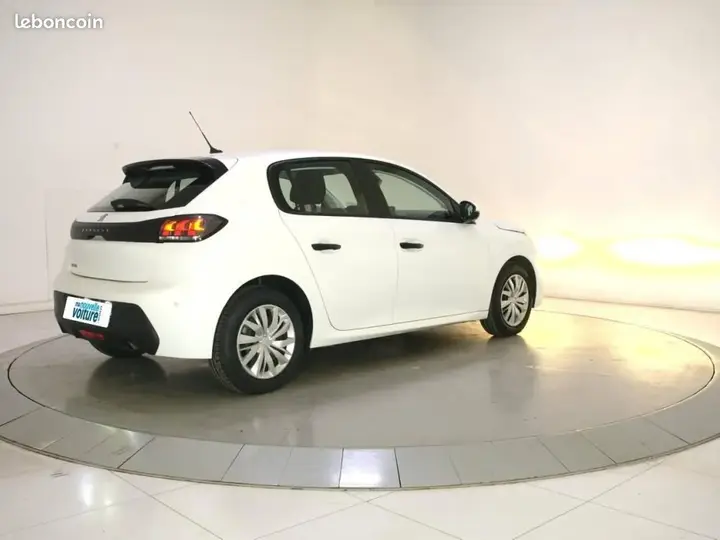 Peugeot 208 2021 photo 5
