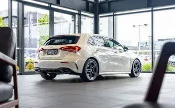 Mercedes-Benz A 180 2023 photo 4