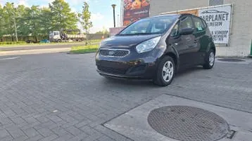 Kia Venga 2010 photo 3