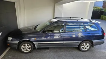 Toyota Caldina 1996 photo 4