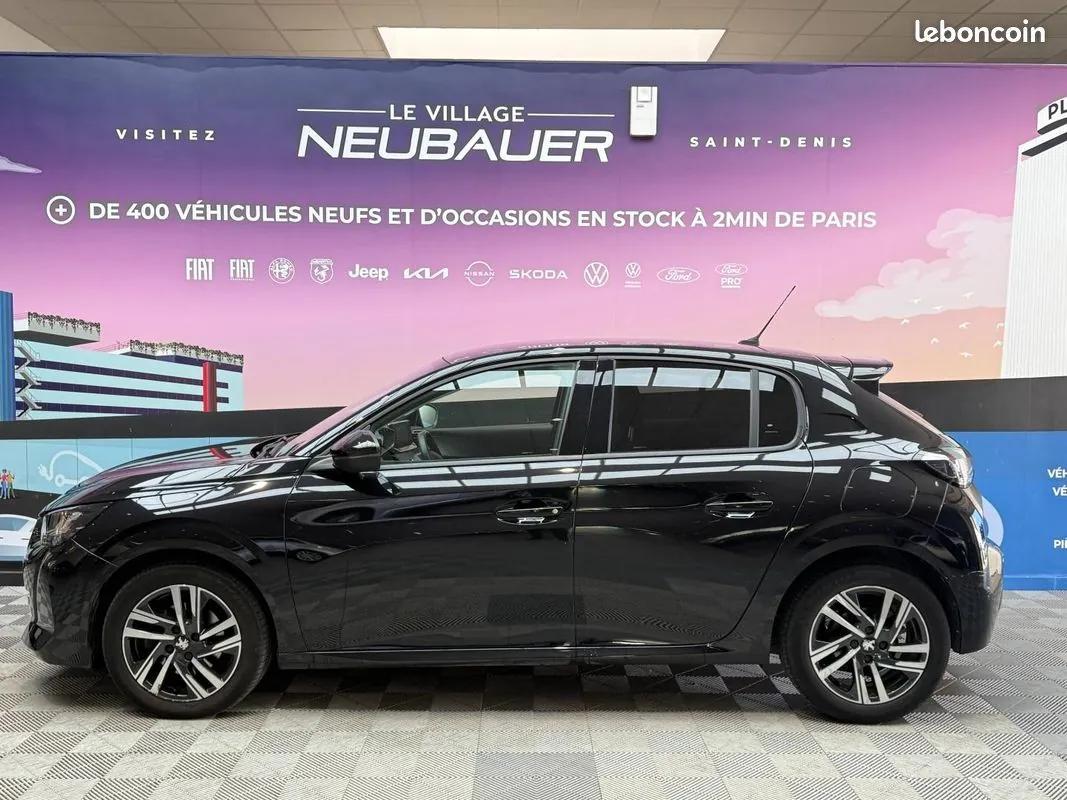 Peugeot 208 2022 photo 3