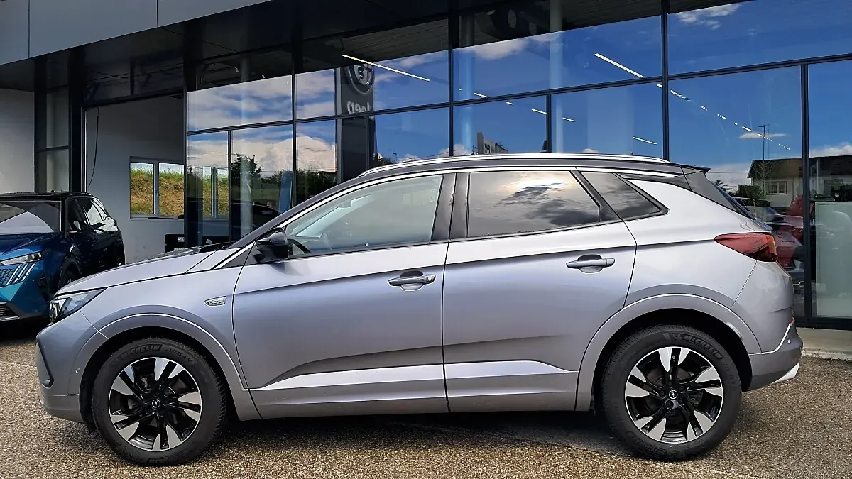 Opel Grandland 2023 photo 3
