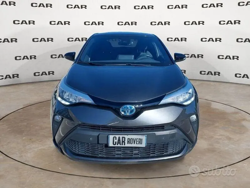 Toyota C-Hr 2021 photo 2