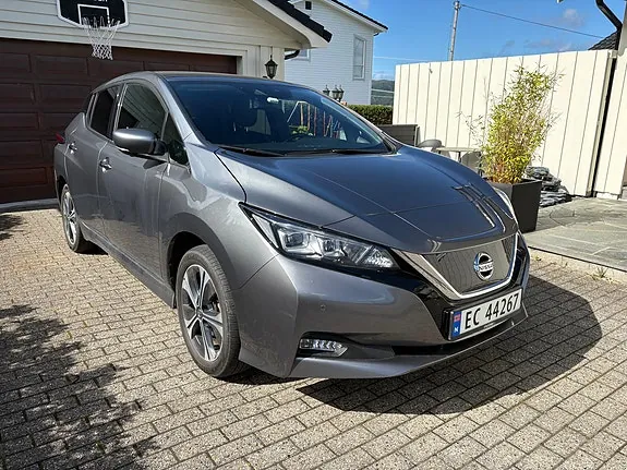 Nissan Leaf 2021 photo 3