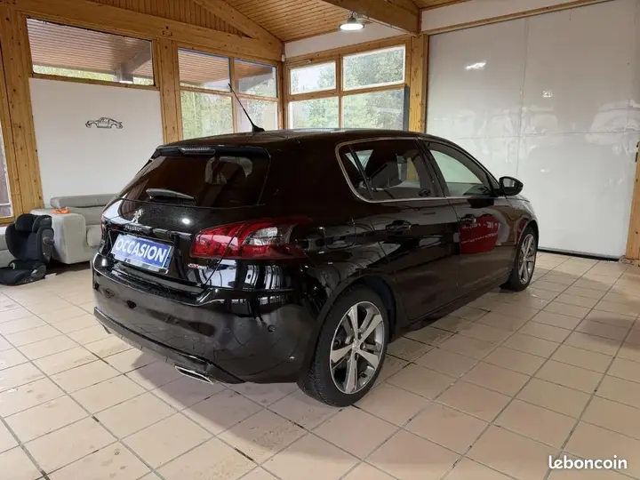 Peugeot 308 2019 photo 5