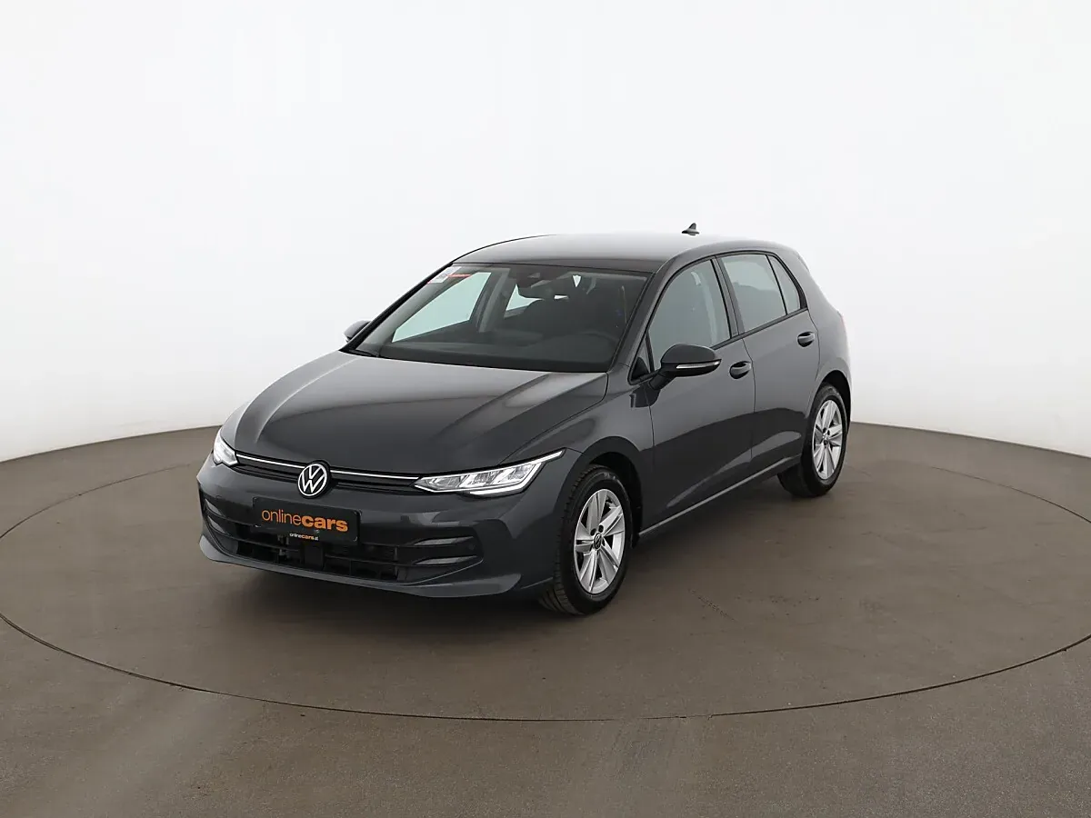 Volkswagen Golf 2025 photo 2