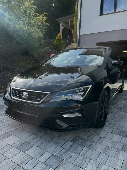 Seat Leon 2018 photo 2