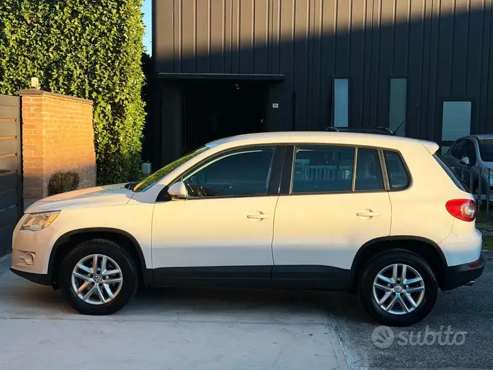 Volkswagen Tiguan 2008 photo 5