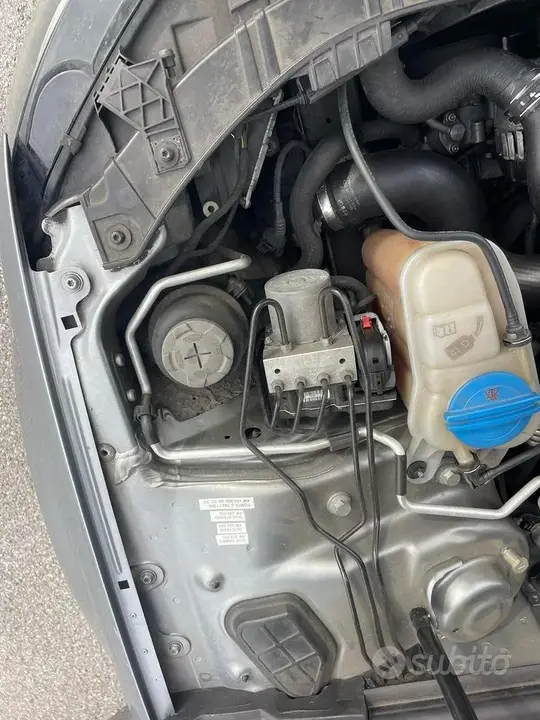 Audi A4 2009 photo 3