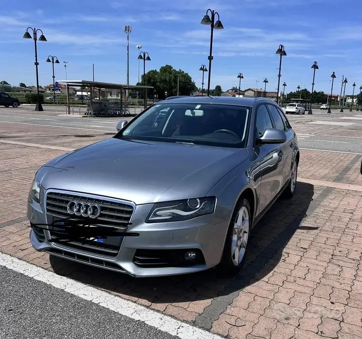 Audi A4 2009 photo 5