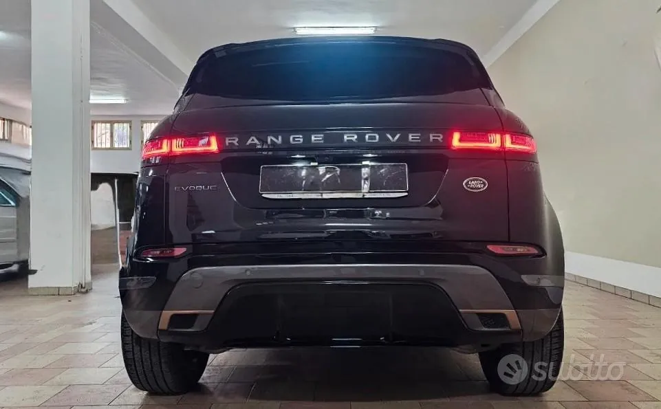 Land Rover Range Rover Evoque 2021 photo 3