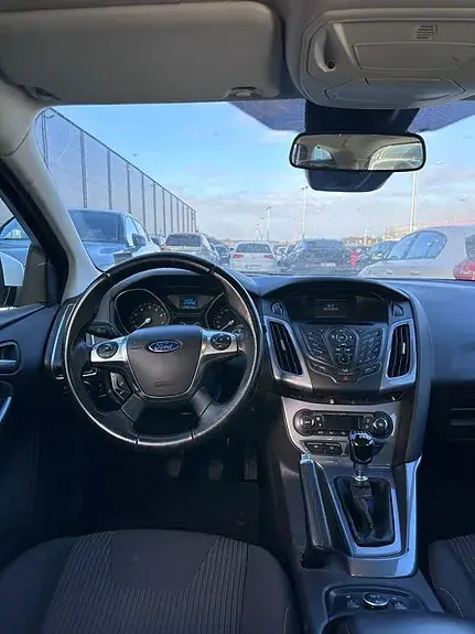 Ford Focus 2013 photo 4
