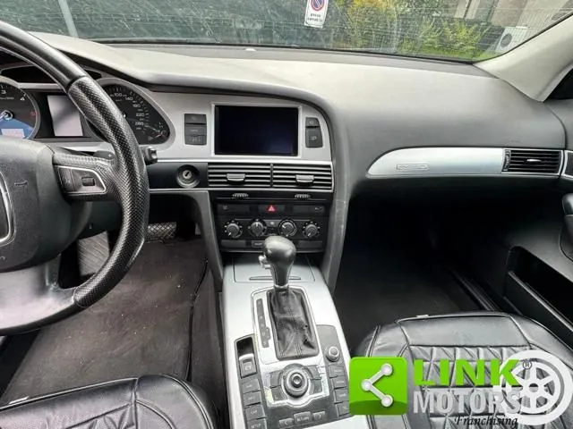 Audi A6 2010 photo 5