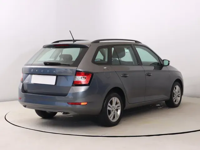 Skoda Fabia Combi 2022 photo 4