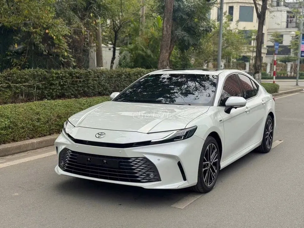 Toyota Camry 2026 photo 3