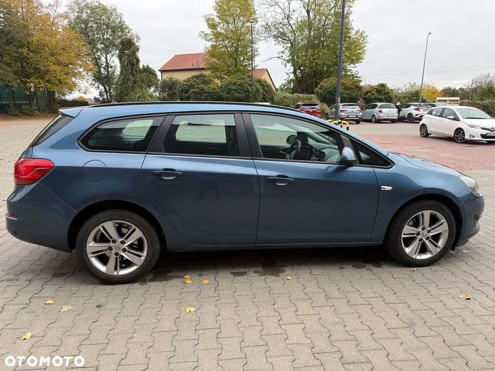 Opel Astra 2014 photo 5