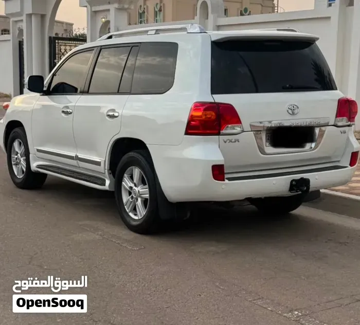 Toyota Land Cruiser 2013 photo 3