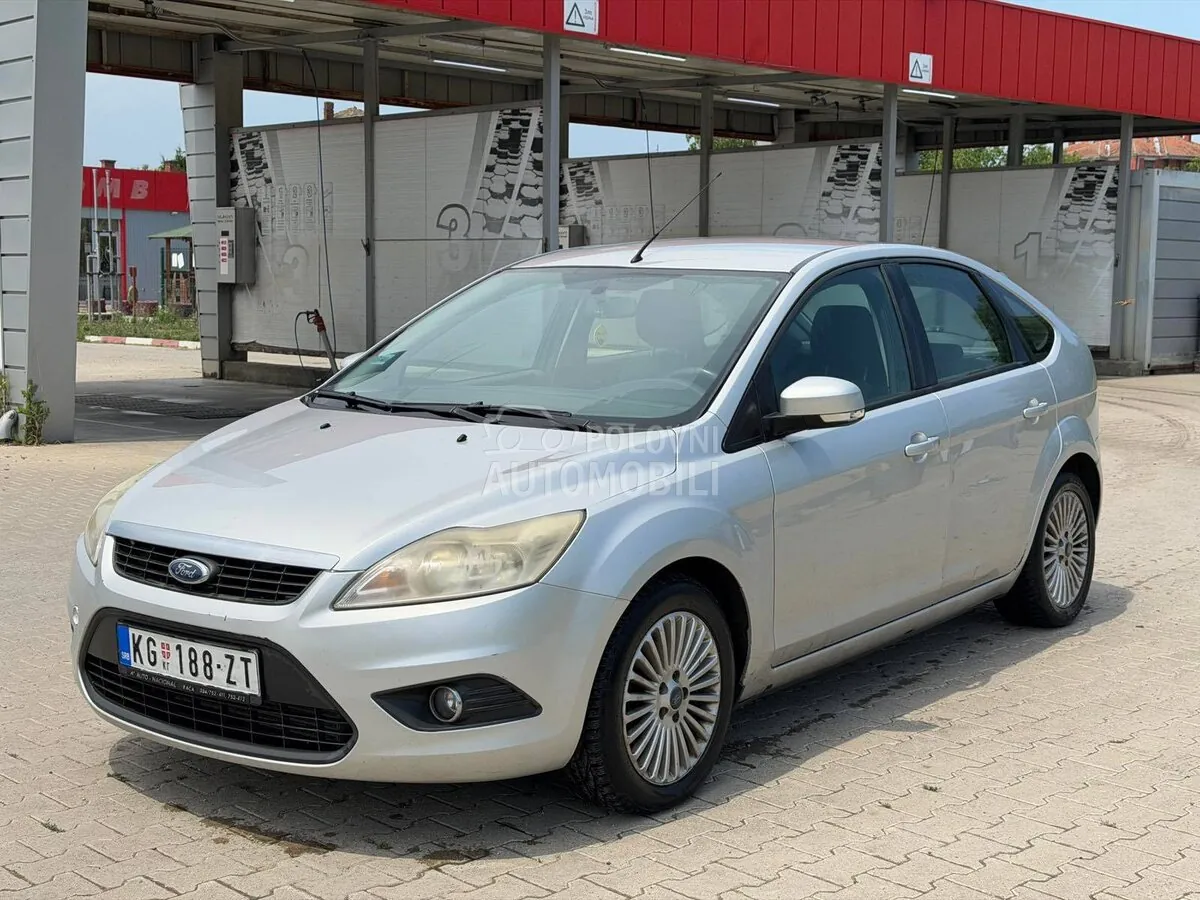 Ford Focus 2010 photo 2