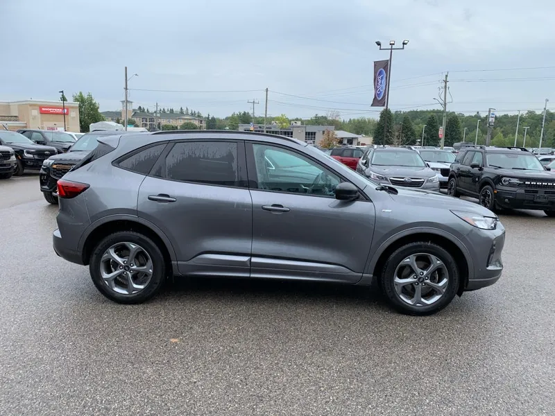 Ford Escape 2023 photo 4