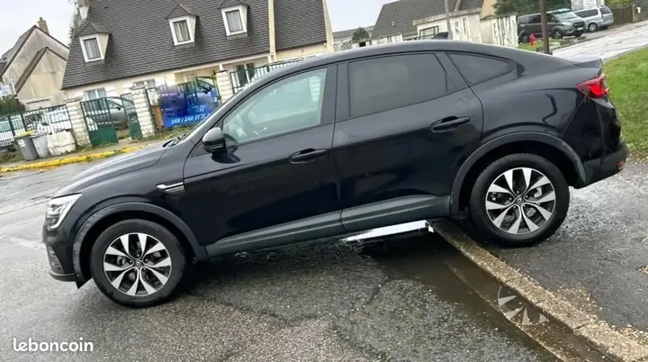 Renault Arkana 2021 photo 2