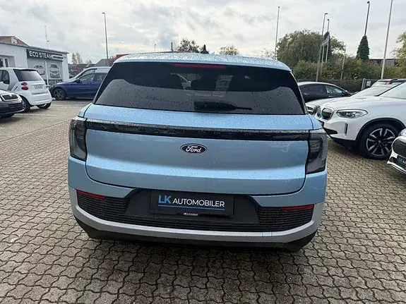 Ford Explorer 2025 photo 4