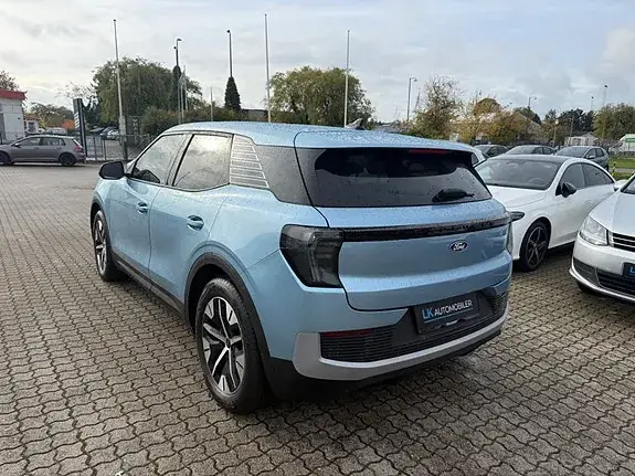 Ford Explorer 2025 photo 3