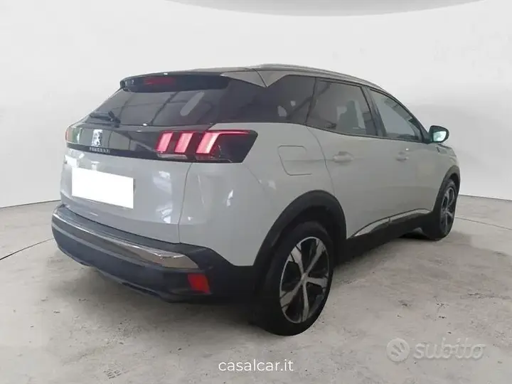 Peugeot 3008 2020 photo 3