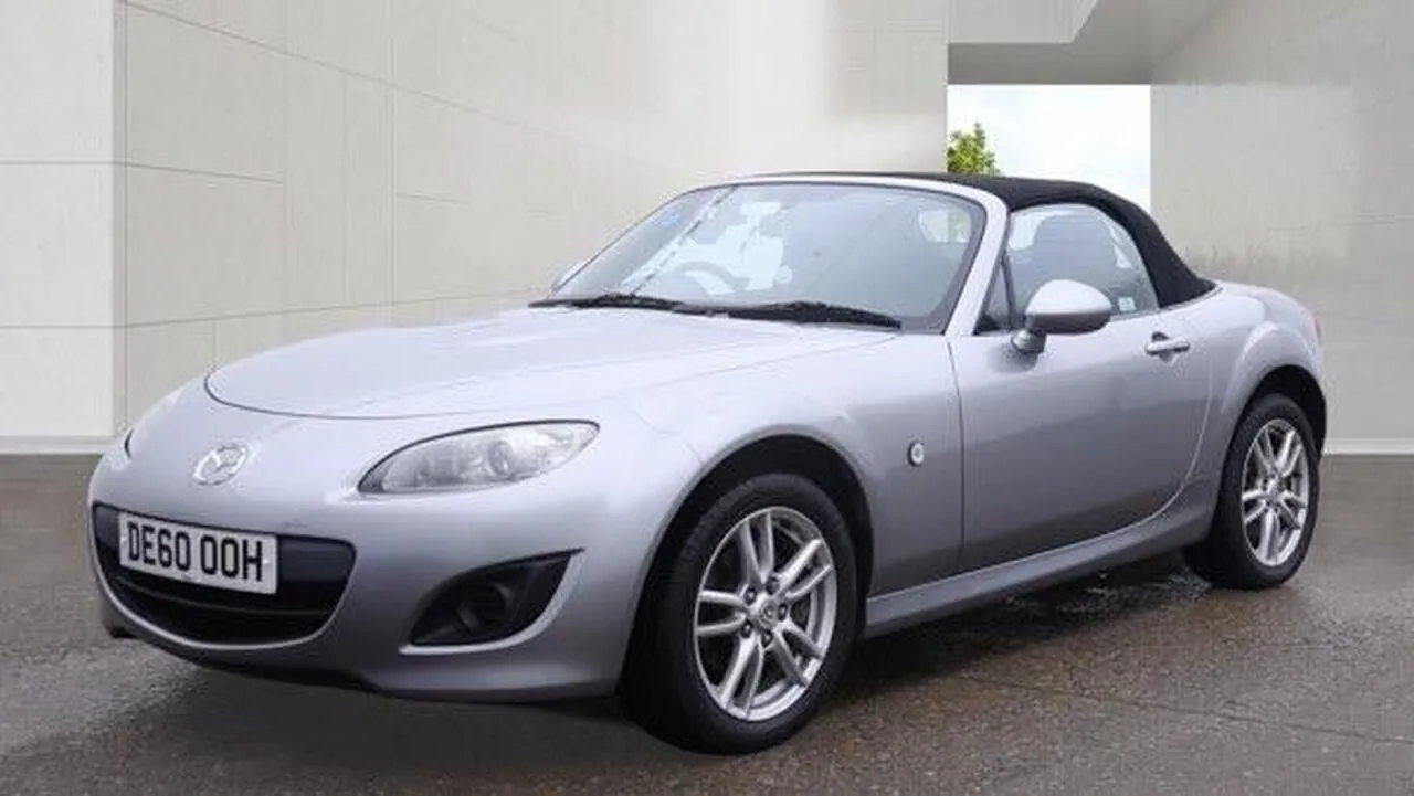Mazda Mx-5 2010 photo 2