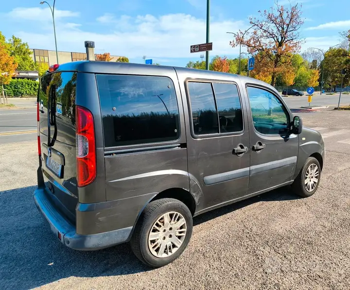 Fiat Doblo 2009 photo 3