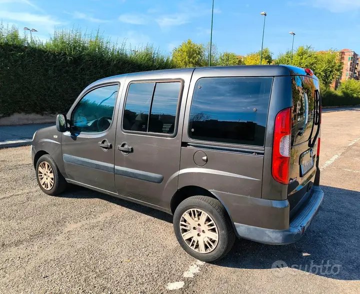 Fiat Doblo 2009 photo 5