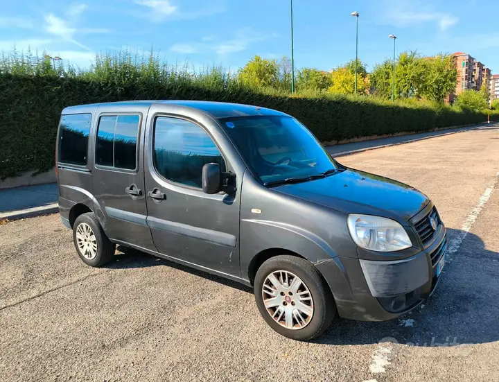 Fiat Doblo 2009 photo 4
