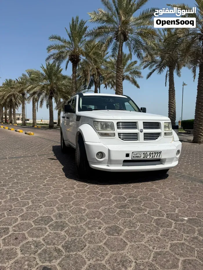 Dodge Nitro 2011 photo 2