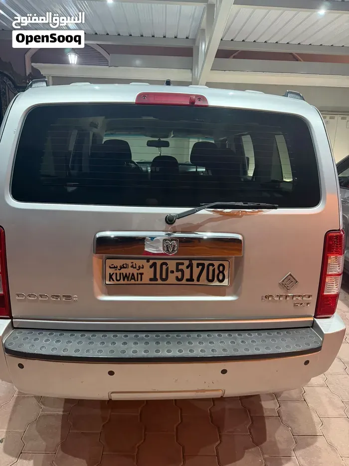 Dodge Nitro 2011 photo 5
