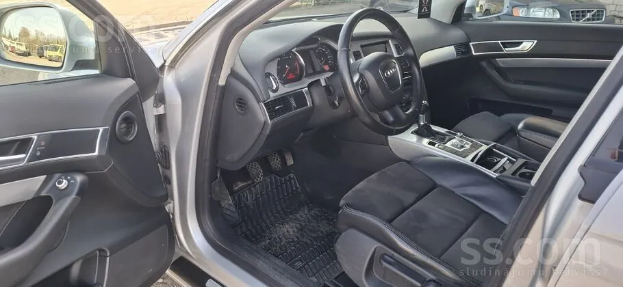 Audi A6 2010 photo 4