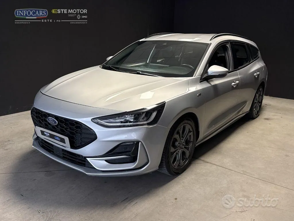 Ford Focus 2023 photo 3