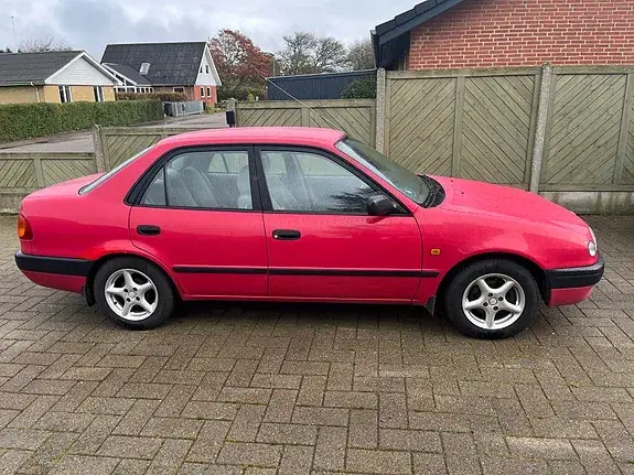 Toyota Corolla 1998 photo 3