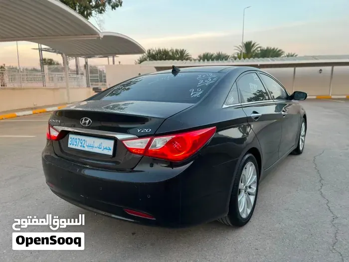 Hyundai Sonata 2012 photo 4