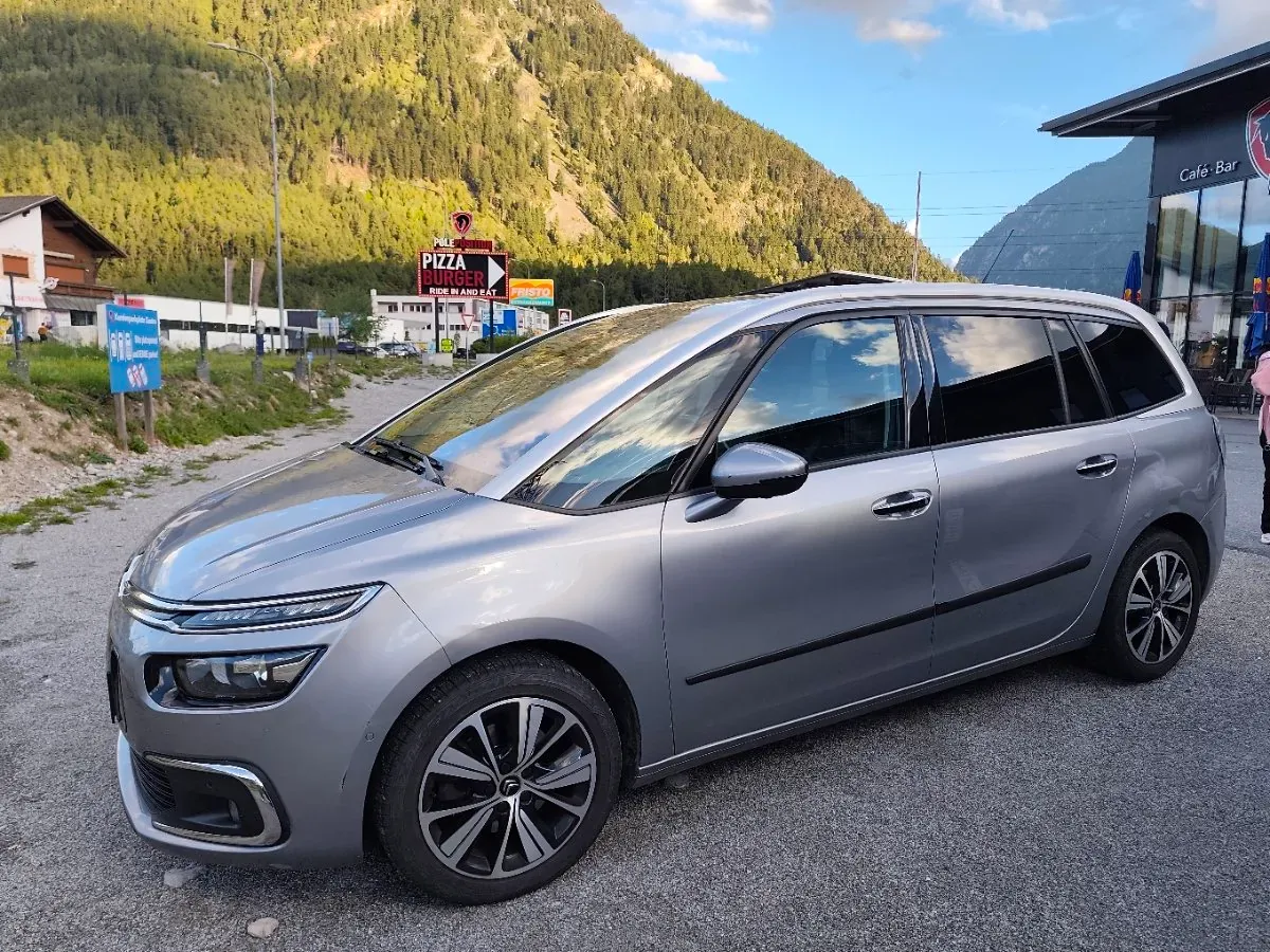 Citroen C4 Picasso 2017 photo 2