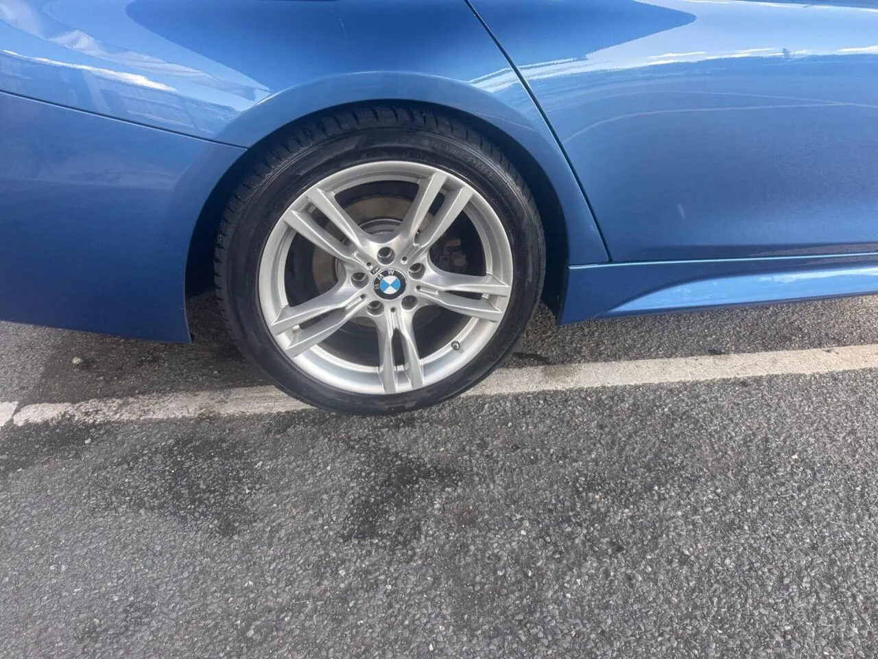 BMW 3 Series 2018 photo 4