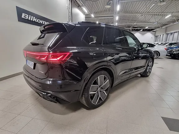 Volkswagen Touareg 2024 photo 4