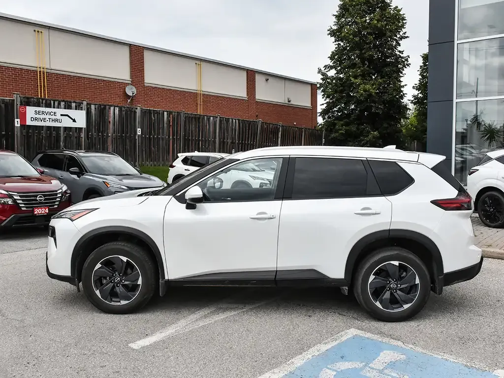 Nissan Rogue 2024 photo 3