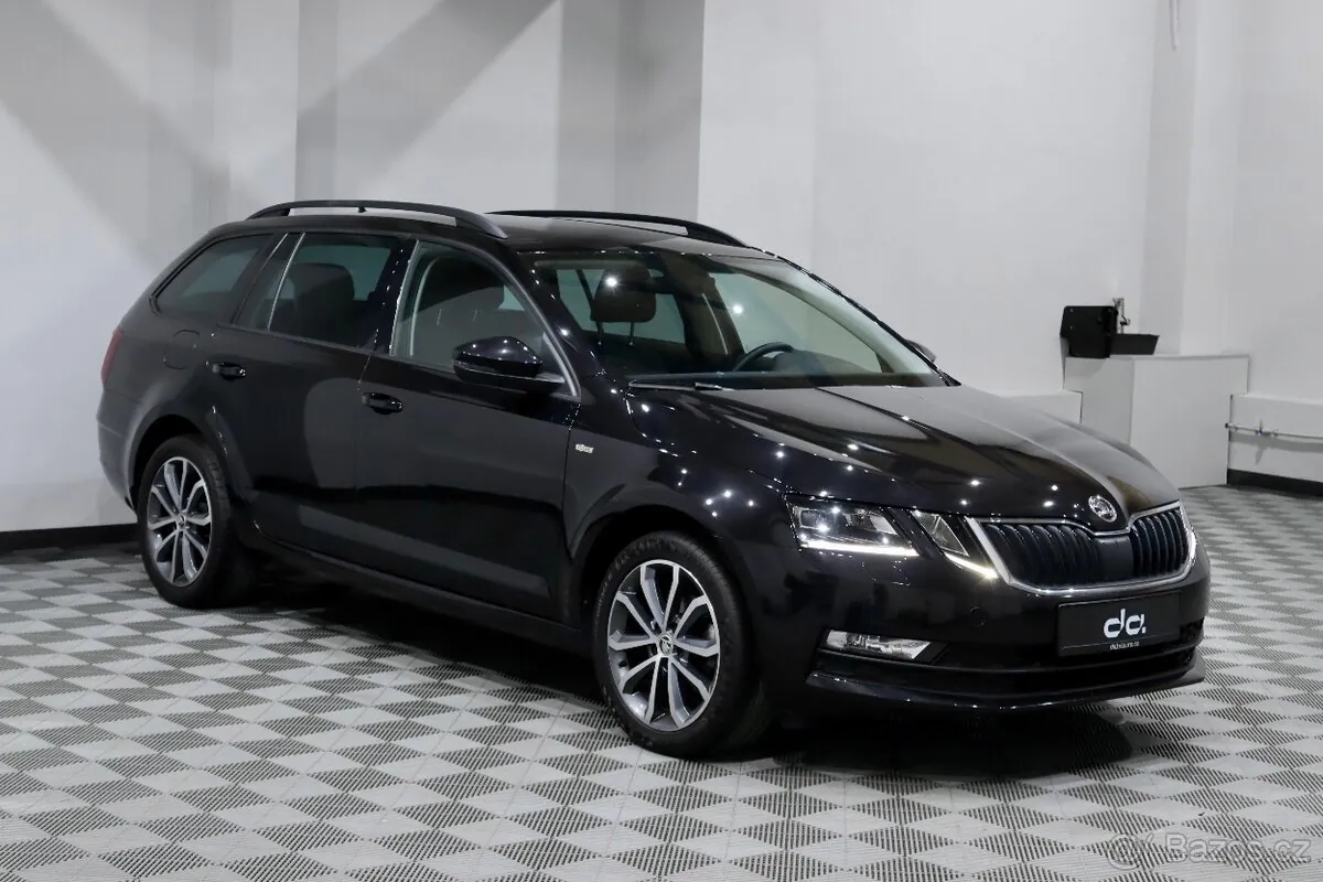 Skoda Octavia 2019 photo 2