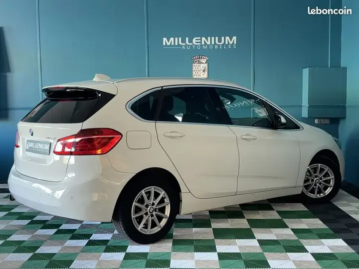 BMW Série 2 Activetourer 2015 photo 2