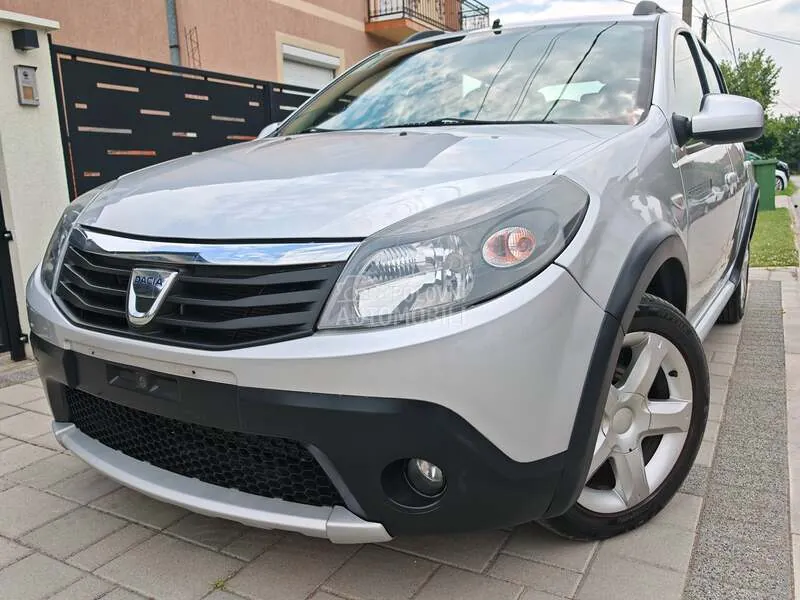 Dacia Sandero 2012 photo 4