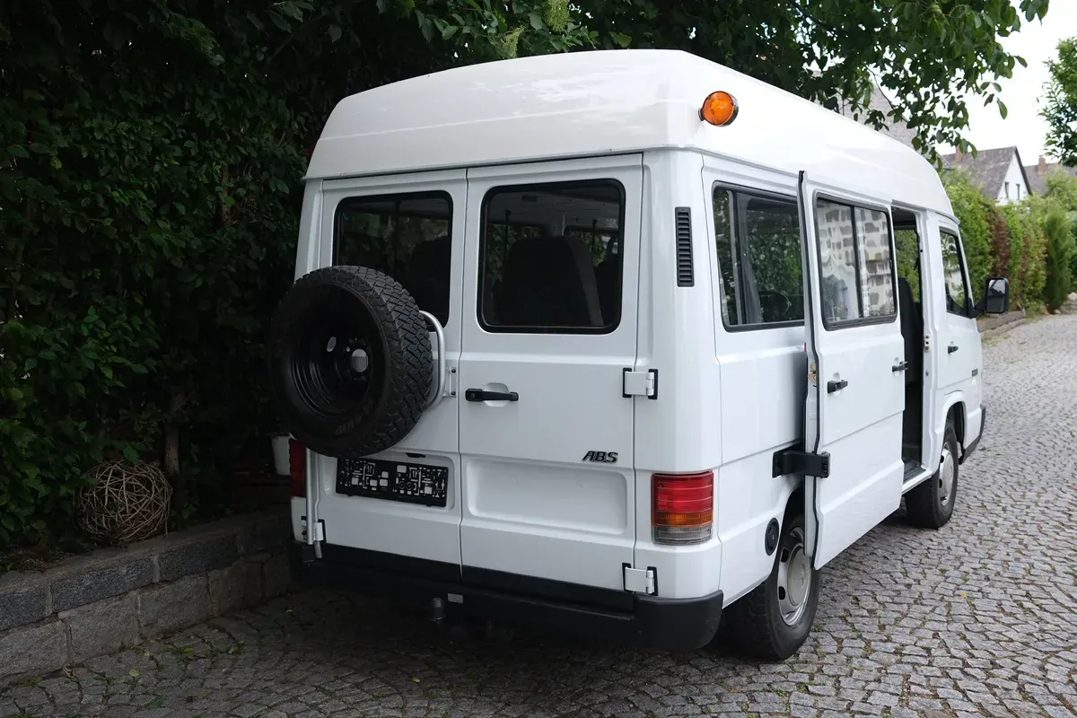 Mercedes-Benz Sonstige 1993 photo 3
