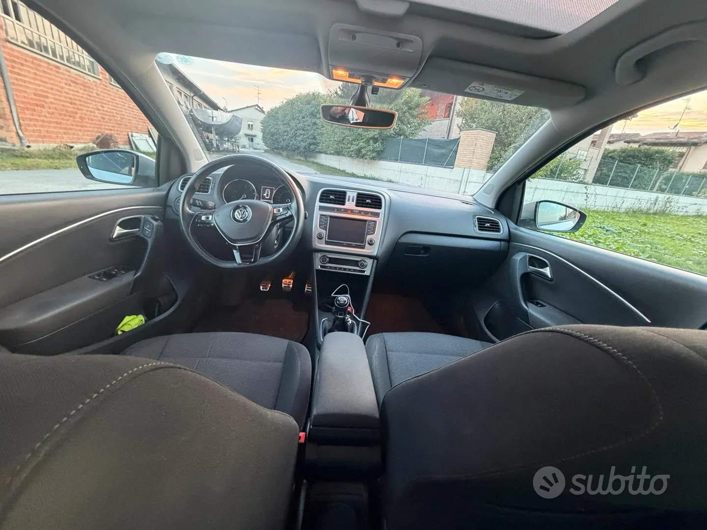 Volkswagen Polo 2016 photo 4
