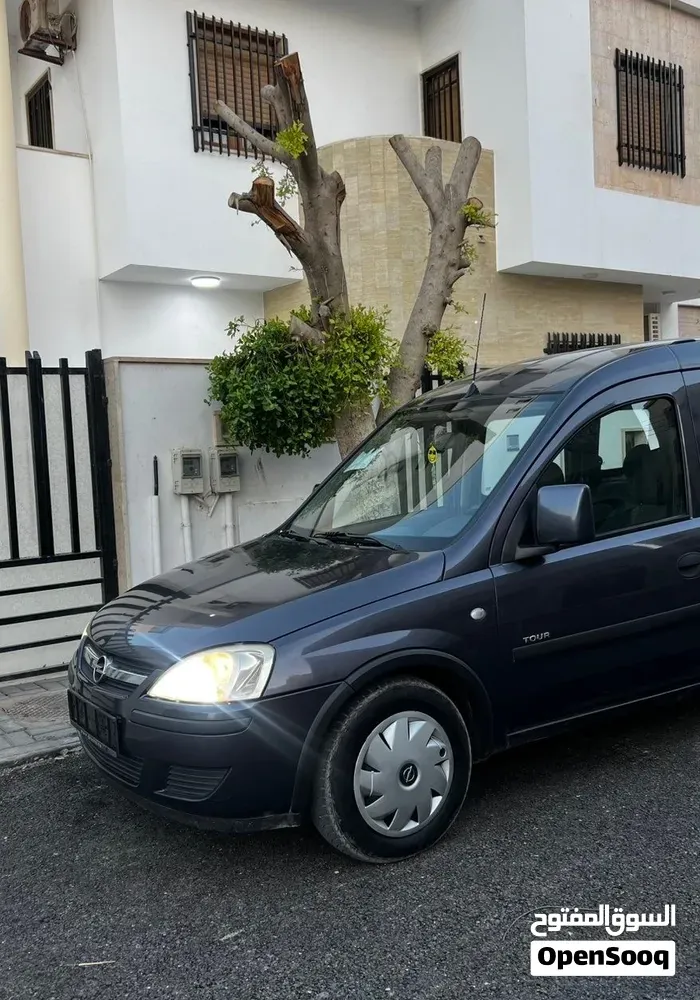 Opel Campo 2005 photo 4