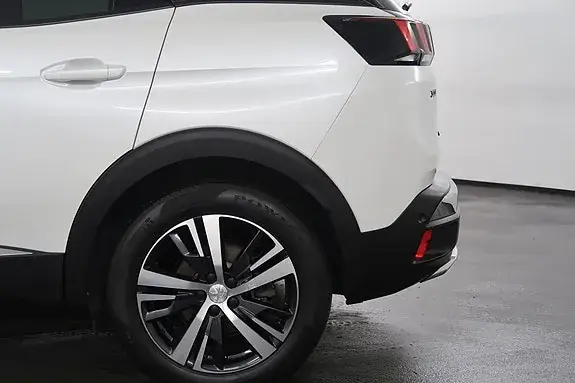 Peugeot 3008 2019 photo 3